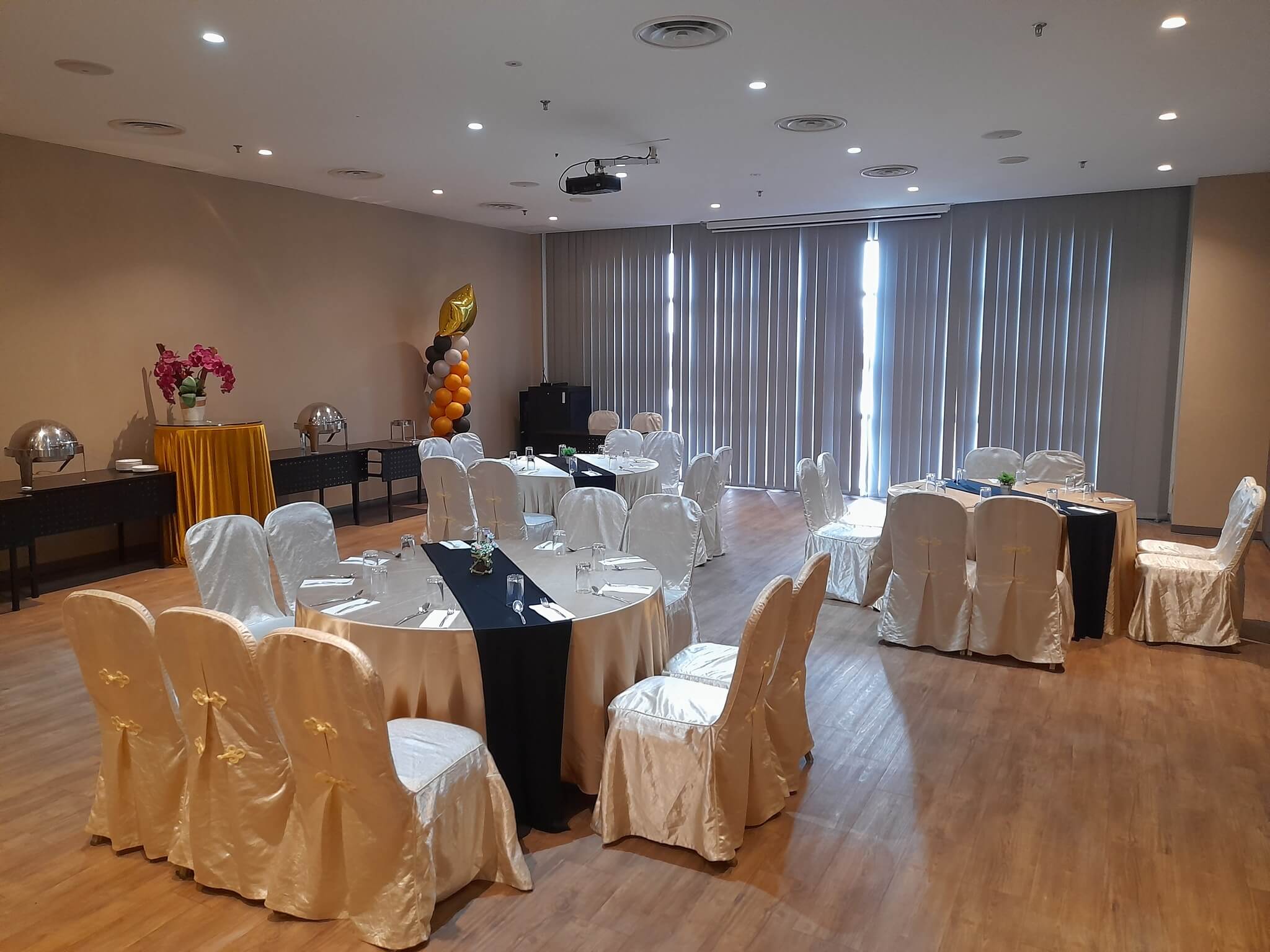 Function Room M2 - Banquet Layout | MTREE Hotel