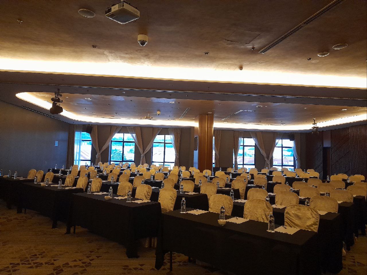 Main Ballroom - Classroom Layout | MTREE Hotel
